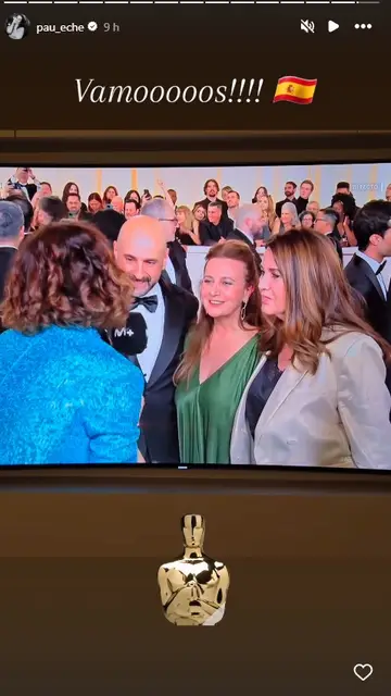 Paula Echevarría anima a sus amigas en los Oscar Paula Echevarría anima a sus amigas en los Oscar
