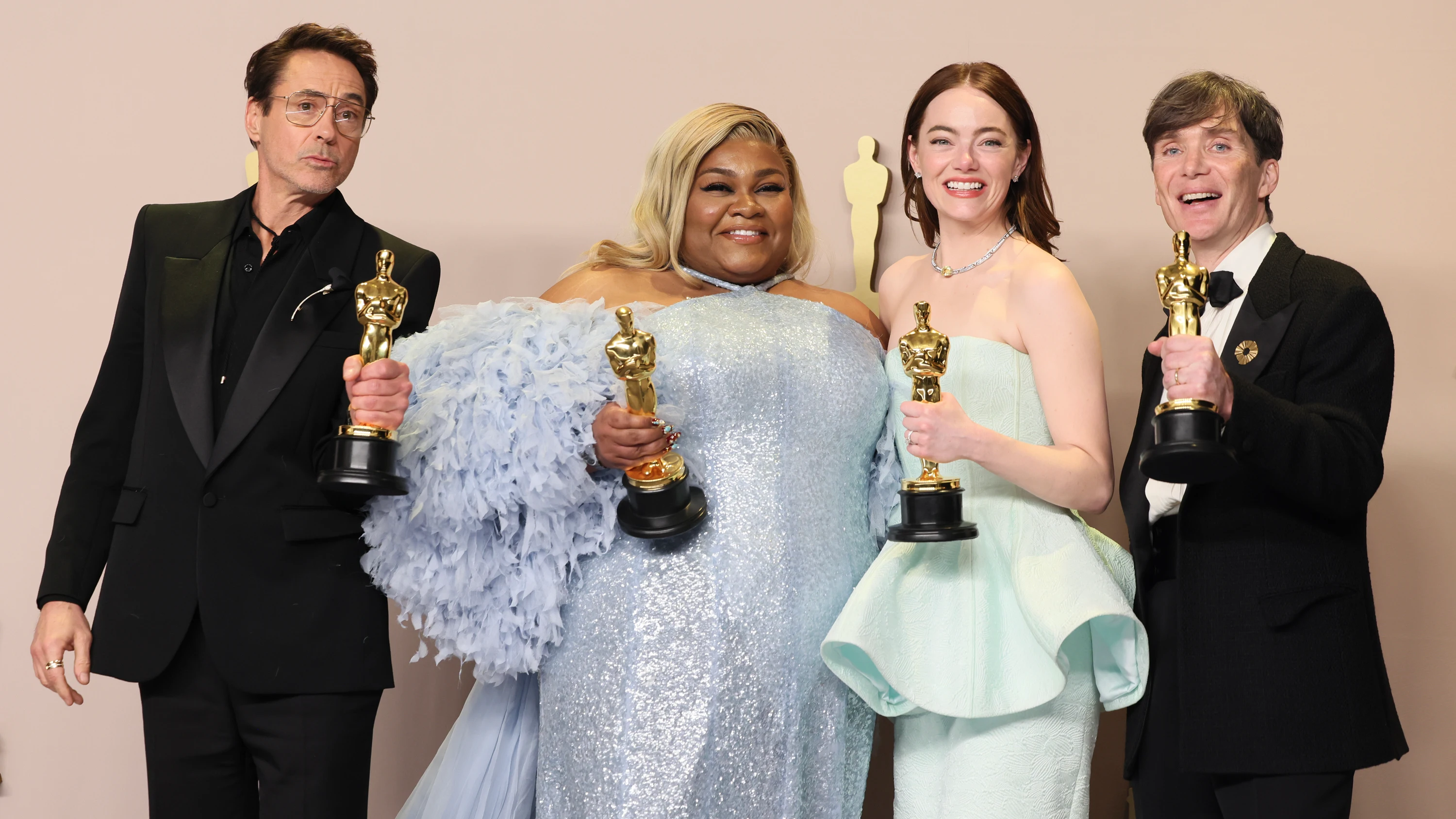 Robert Downey Jr., Da'Vine Joy Randolph, Emma Stone, y Cillian Murphy Robert Downey Jr., Da'Vine Joy Randolph, Emma Stone, y Cillian Murphy