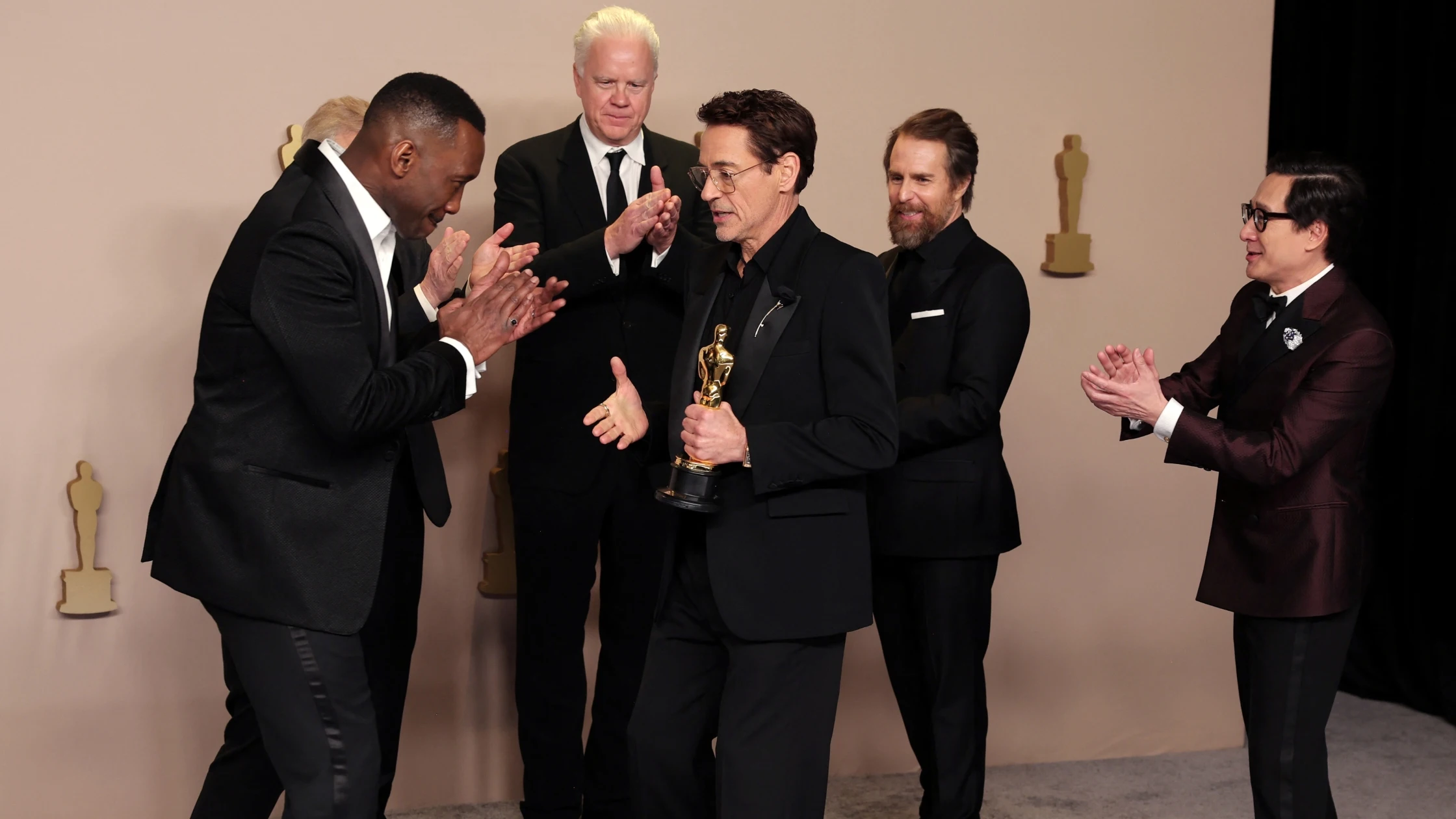 Los Mejores Actores de Reparto en el momento Oscar de Robert Downey Jr.