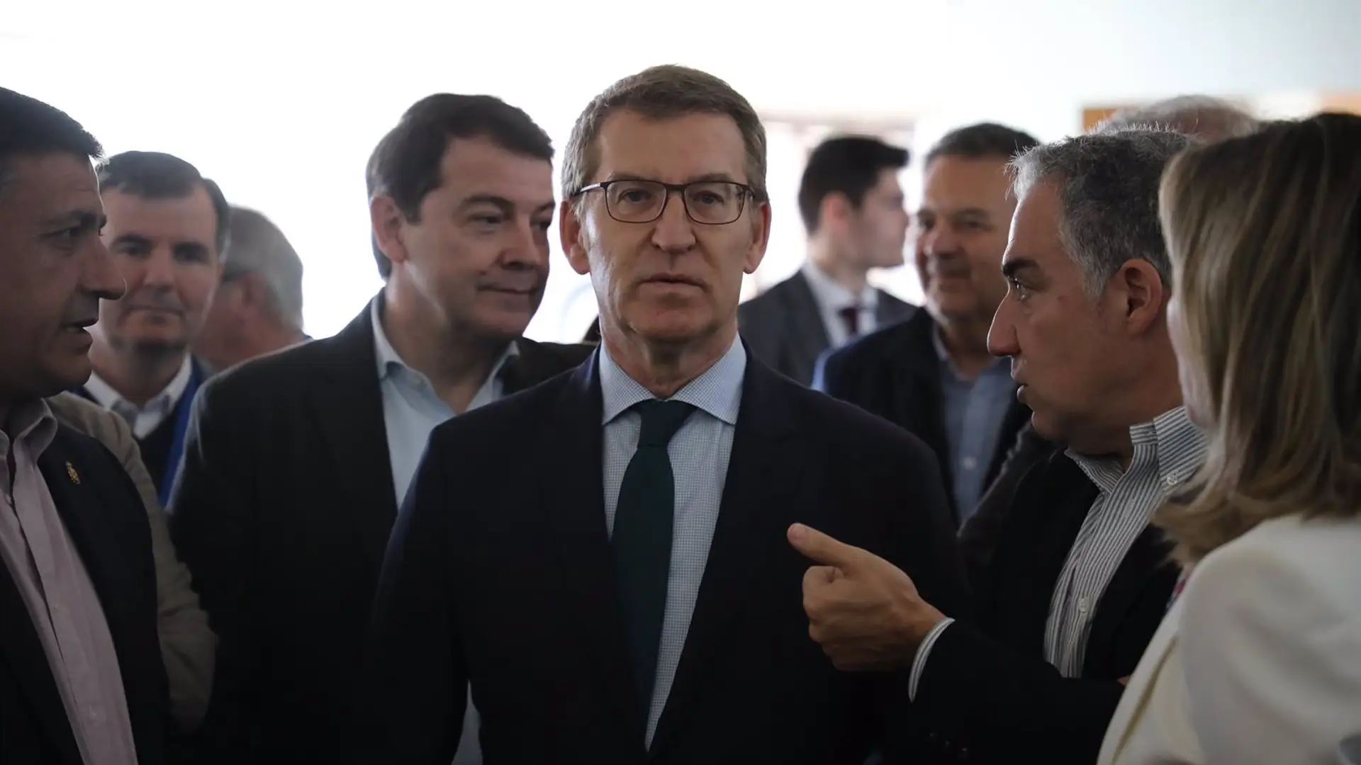 Feijóo pide a Sánchez que "haga las maletas" porque su Gobierno ya no es "útil" ni "sirve" a los españoles Feijóo pide a Sánchez que "haga las maletas" porque su Gobierno ya no es "útil" ni "sirve" a los españoles