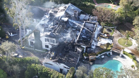 La mansión de Cara Delevingne, arrasada tras un incendio