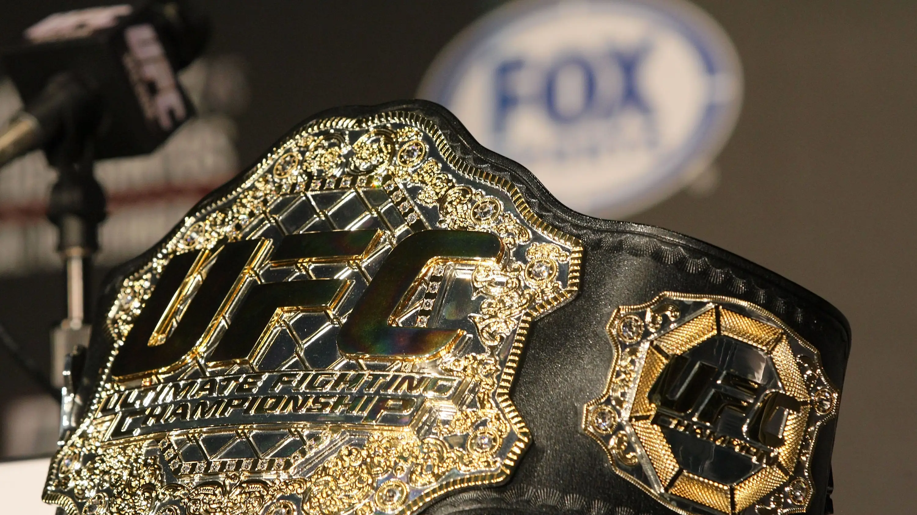 Imagen de archivo de un cinturón de campeón de la UFC Imagen de archivo de un cinturón de campeón de la UFC