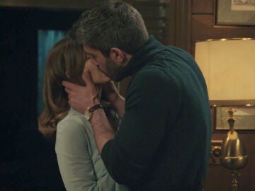 Avance semanal de Sue&ntilde;os de libertad: Andr&eacute;s confiesa que est&aacute; enamorado de Bego&ntilde;a y quiere romper con Mar&iacute;a