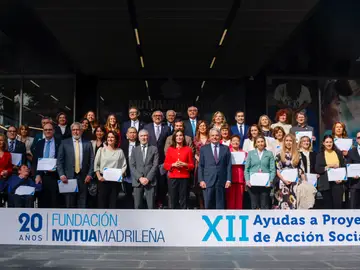 La Reina Letizia preside un acto de ayudas de la Fundación Mutua Madrileña