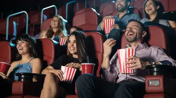 Sala de cine con espectadores