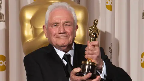 David Seidler, ganador de un Oscar por El discurso del Rey David Seidler, ganador de un Oscar por El discurso del Rey