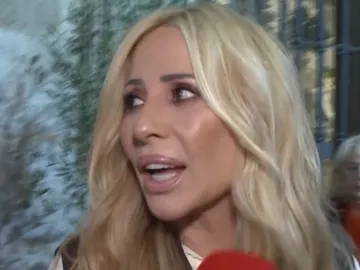 Marta Sánchez en la misa homenaje a la madre de Joaquín Torres Marta Sánchez en la misa homenaje a la madre de Joaquín Torres