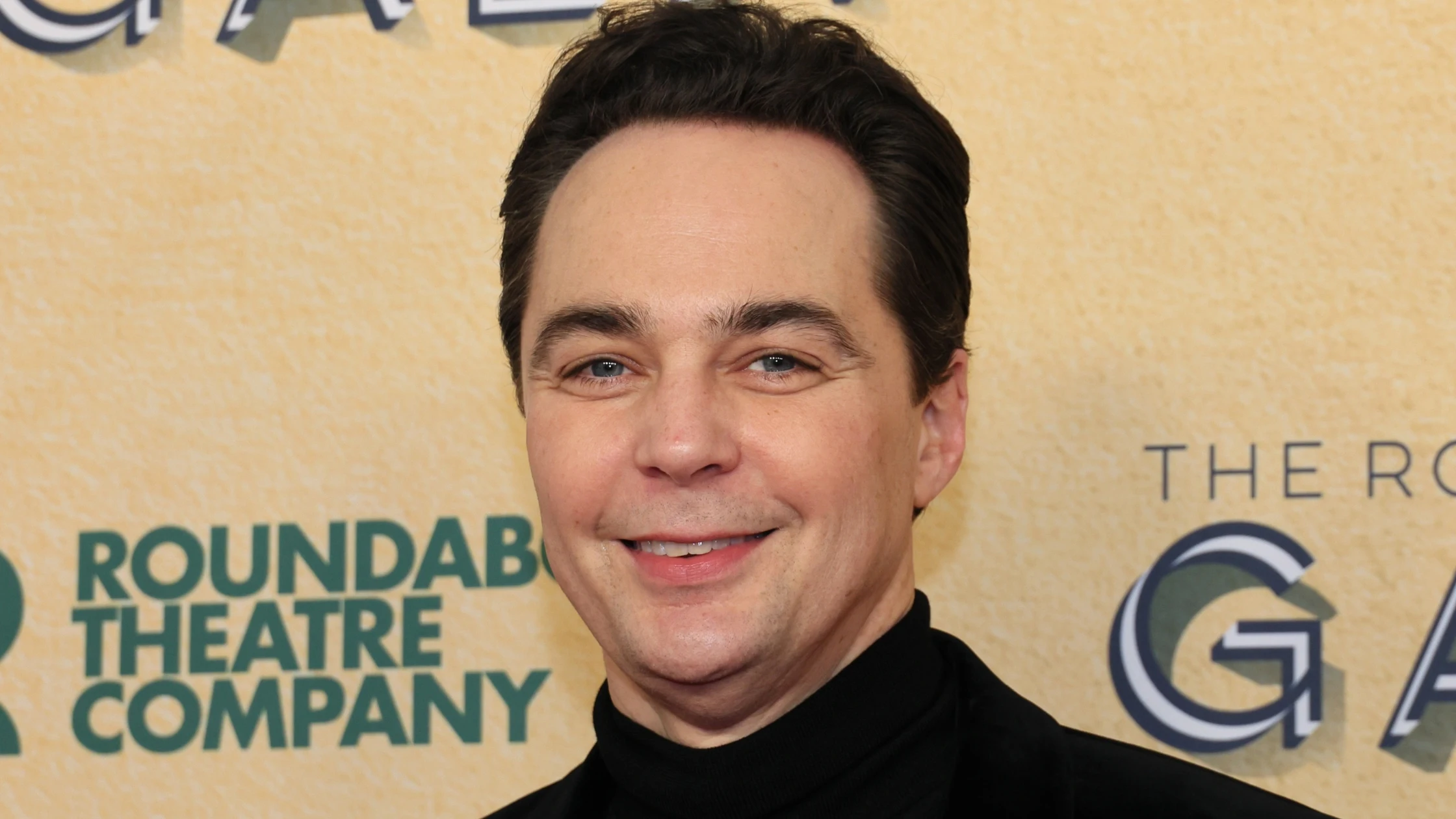 Jim Parsons en la Gala 2024 de Roundabout Theatre Company Jim Parsons en la Gala 2024 de Roundabout Theatre Company