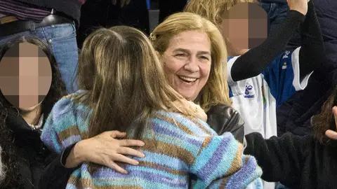 La infanta Cristina y Johanna Zott en el último partido de Pablo Urdangarin La infanta Cristina y Johanna Zott en el último partido de Pablo Urdangarin