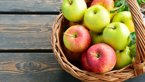 Cesta de manzanas Cesta de manzanas