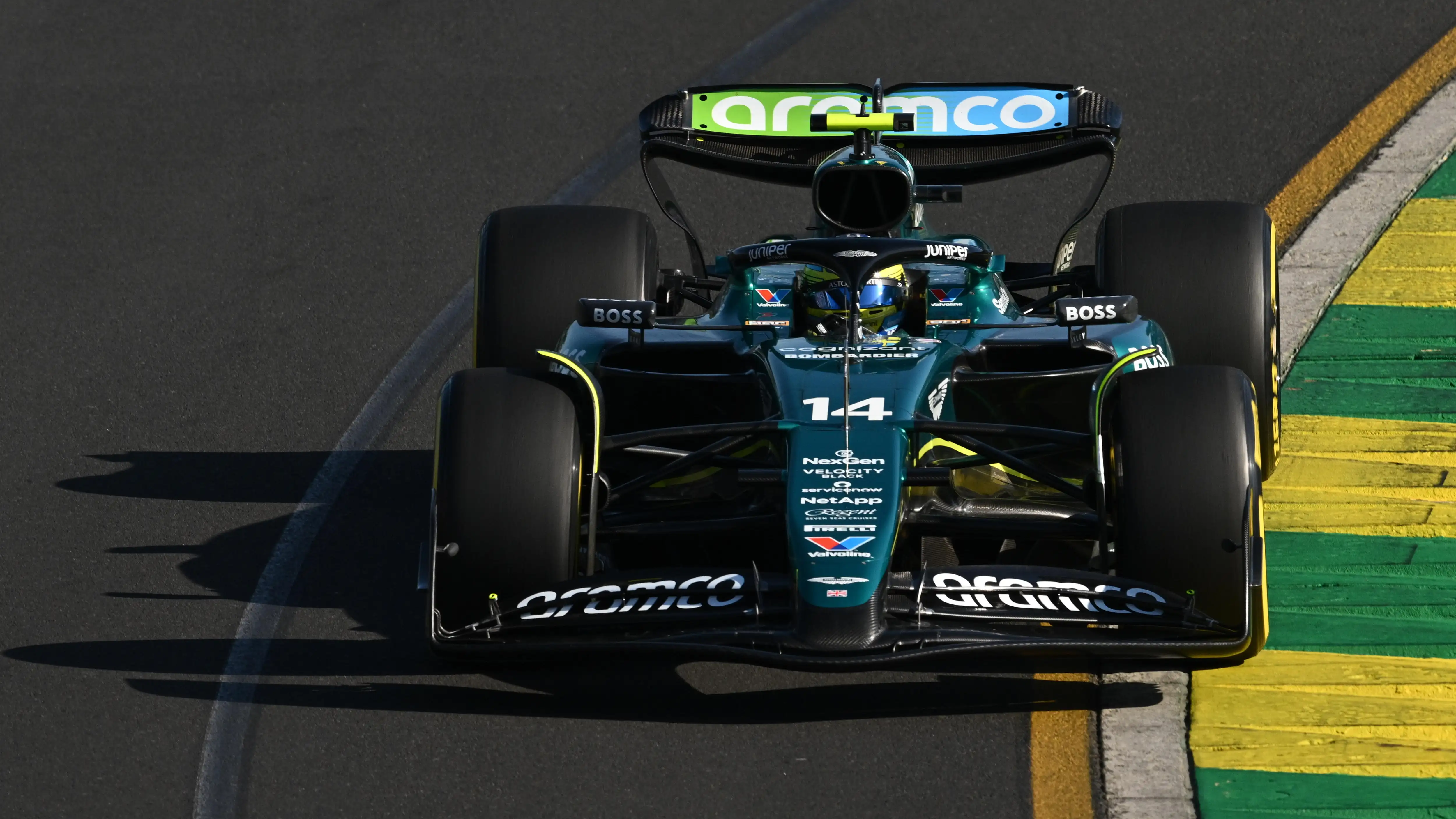 El Aston Martin de Fernando Alonso en Albert Park El Aston Martin de Fernando Alonso en Albert Park