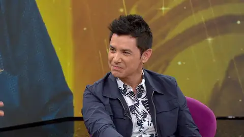 David Civera disfruta del éxito de 25 años de carrera junto a su familia: "Mis hijos trajeron un soplo de aire fresco" David Civera disfruta del éxito de 25 años de carrera junto a su familia: "Mis hijos trajeron un soplo de aire fresco"