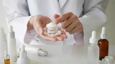 Cremas faciales Cremas faciales