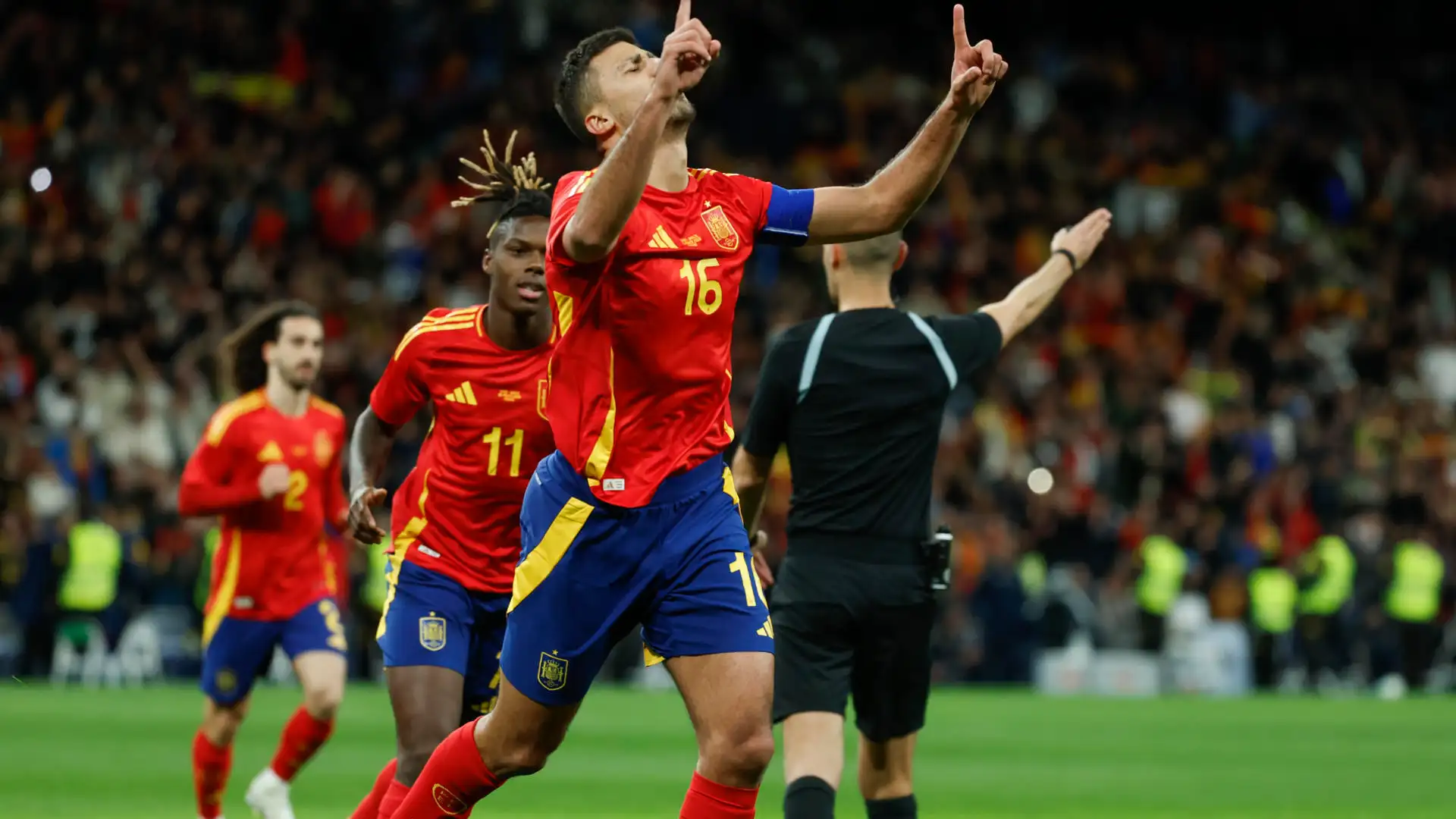 Rodri celebra su primer gol a Brasil en el Bernab&eacute;u