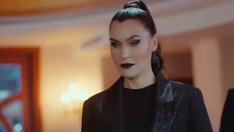 Ender se enfrenta a Hasan Ali tras revisar sus cámaras de vigilancia Ender se enfrenta a Hasan Ali tras revisar sus cámaras de vigilancia