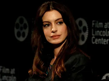 La actriz Anne Hathaway La actriz Anne Hathaway