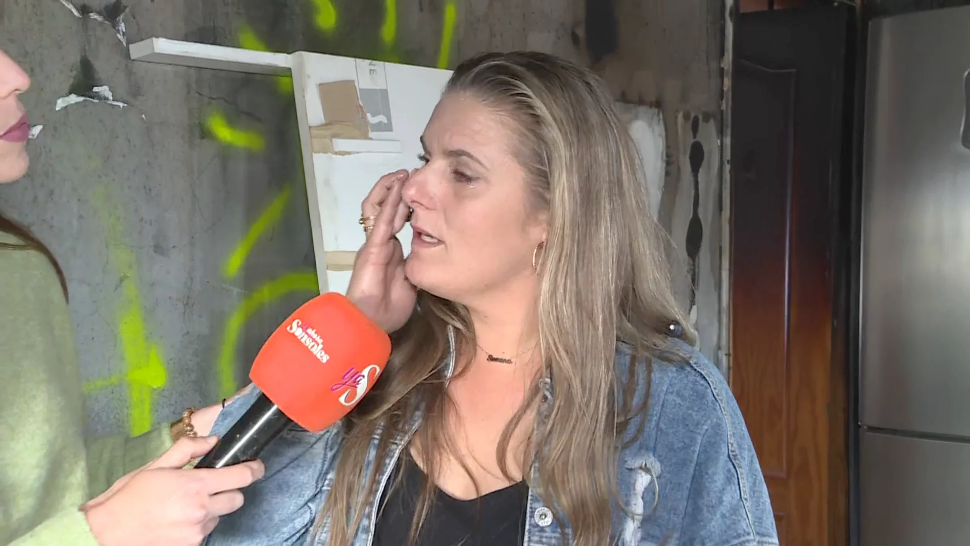 Su expareja le quemó la casa mientras ella le denunciaba por maltrato en comisaría: "No lo hice antes por miedo" Su expareja le quemó la casa mientras ella le denunciaba por maltrato en comisaría: "No lo hice antes por miedo"