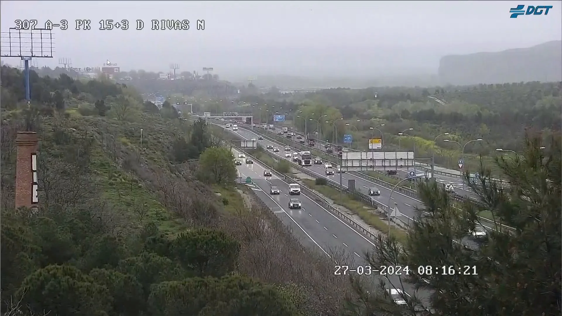 Imagen en directo de la A3 en la segunda operación salida de Semana Santa Imagen en directo de la A3 en la segunda operación salida de Semana Santa