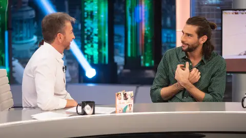 ¡Ver para creer! El insólito motivo por el que Álvaro Soler prefiere dormir en el autobús que en un hotel ¡Ver para creer! El insólito motivo por el que Álvaro Soler prefiere dormir en el autobús que en un hotel