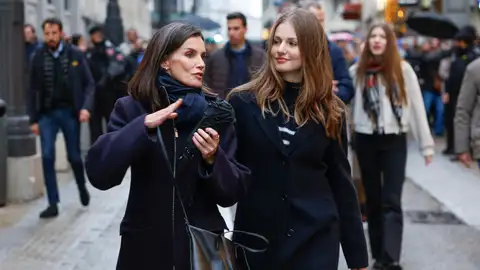 La Reina Letizia y la princesa Leonor La Reina Letizia y la princesa Leonor