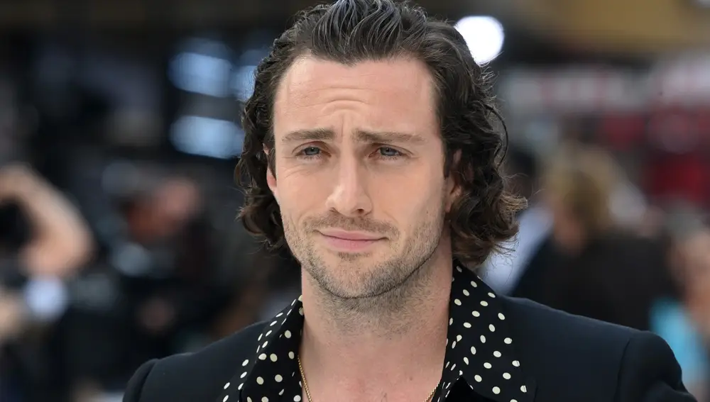 Aaron Taylor-Johnson en la premiere de Bullet Train en Londres en julio de 2022 Aaron Taylor-Johnson en la premiere de Bullet Train en Londres en julio de 2022