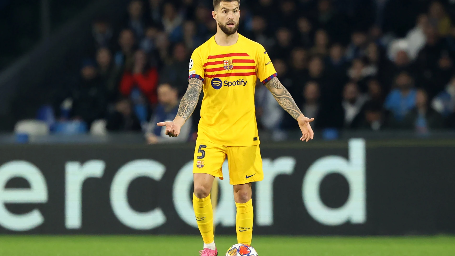 Íñigo Martínez en un partido con el FC Barcelona esta temporada Íñigo Martínez en un partido con el FC Barcelona esta temporada