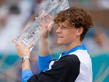 Sinner, con el trofeo del Miami Open Sinner, con el trofeo del Miami Open