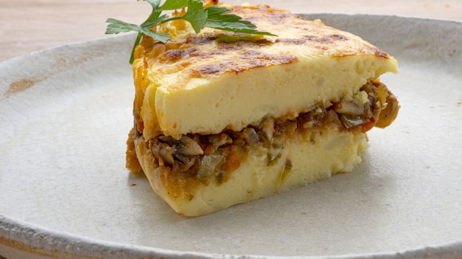 Receta de pastel de puré de patata y verduras, de Arguiñano: 