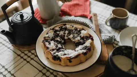 Bizcocho con mermelada Bizcocho con mermelada