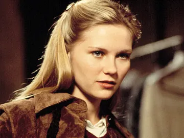 Kirsten Dunst en Pequeños guerreros (Small Soldiers) en 1998 Kirsten Dunst en Pequeños guerreros (Small Soldiers) en 1998