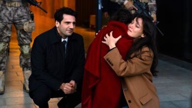 En el último capítulo de Secretos de familia: una cena envenenada pone en riesgo la vida de Ilgaz y Ceylin y de todo su entorno 