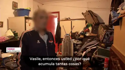 El infierno de tener un vecino con síndrome de Diógenes: "Me gasto más dinero en perfumes que en comida" El infierno de tener un vecino con síndrome de Diógenes: "Me gasto más dinero en perfumes que en comida"