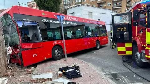 Colisión frontal de un autobús en Valdemoro