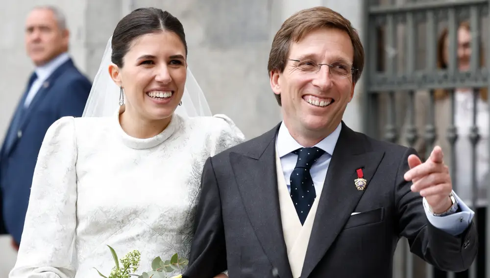 Teresa Urquijo y José Luis Martínez-Almeida tras su boda