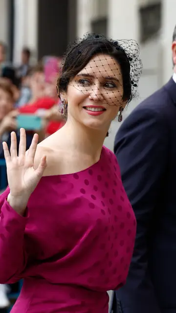 Isabel Díaz Ayuso, invitada a la boda de José Luis Martínez-Almeida Isabel Díaz Ayuso, invitada a la boda de José Luis Martínez-Almeida