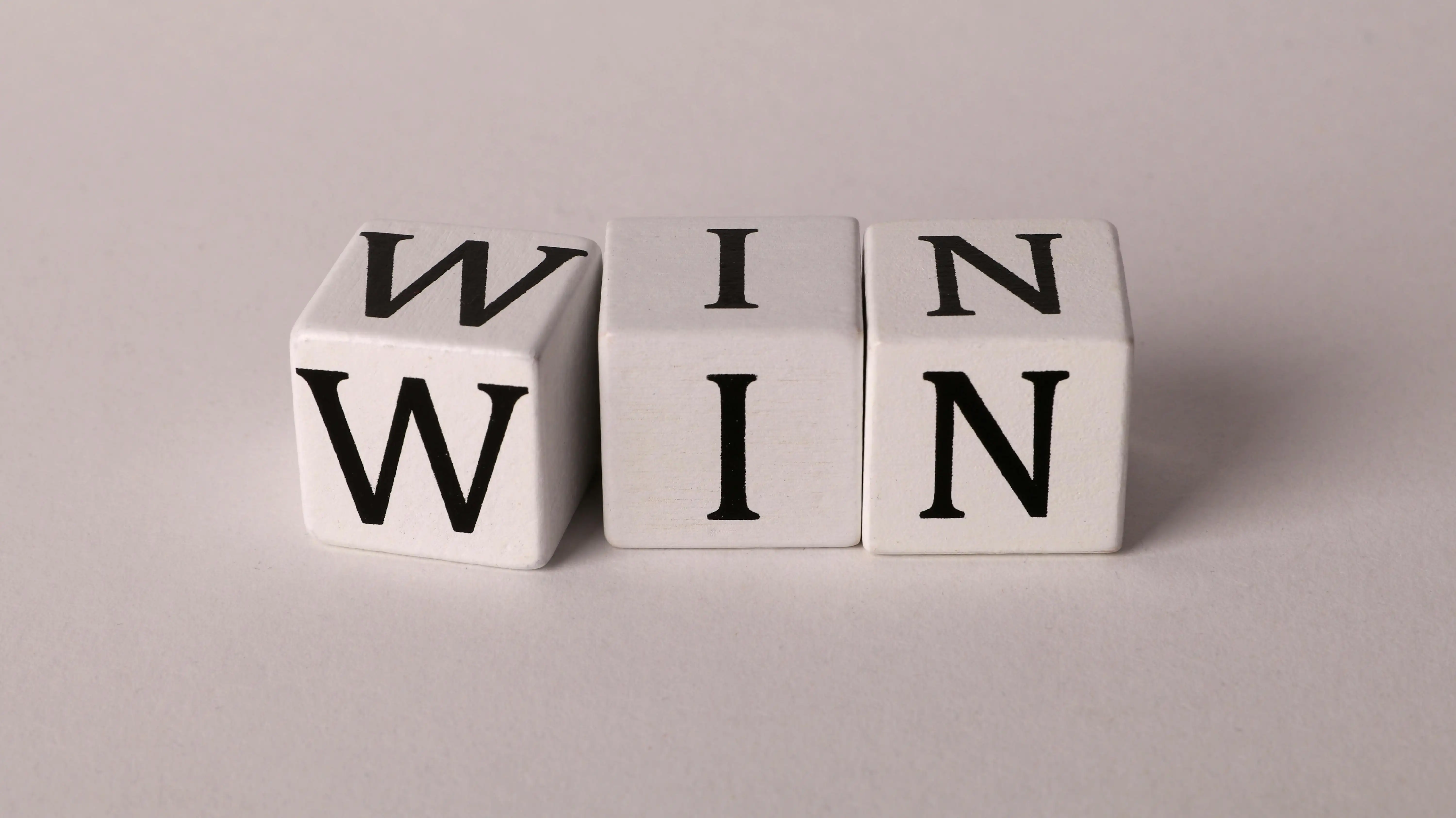 Palabra win, ganador, en ingl&eacute;s