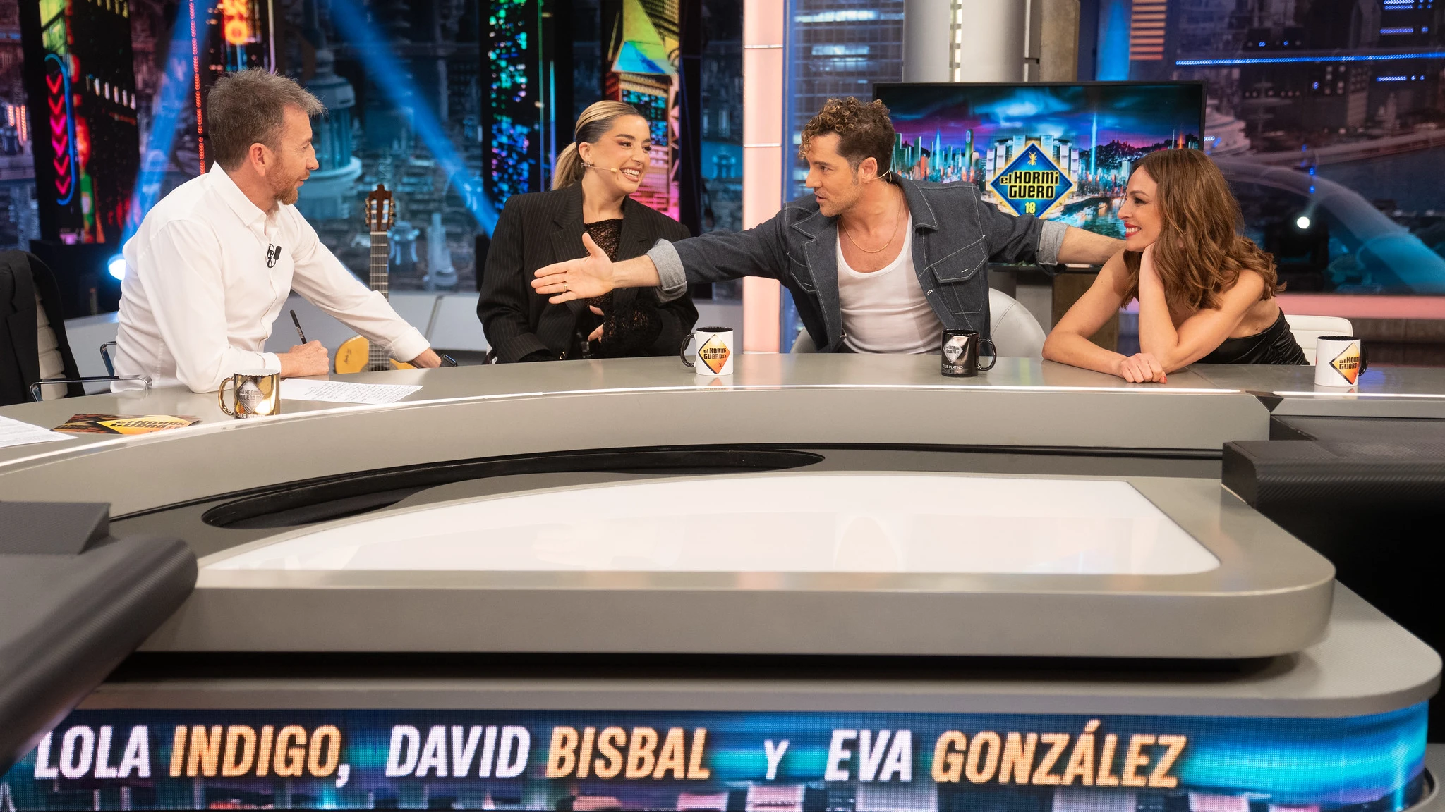 David Bisbal confiesa lo que peor lleva de las giras internacionales: "Es muy jodido" David Bisbal confiesa lo que peor lleva de las giras internacionales: "Es muy jodido"
