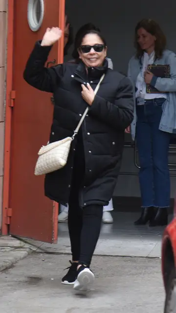 Isabel Pantoja, en Córdoba junto a Mariló de la Rubia Isabel Pantoja, en Córdoba junto a Mariló de la Rubia