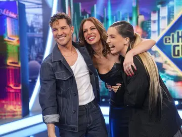 Disfruta de la entrevista a Eva González, David Bisbal y Lola Índigo en La Voz Disfruta de la entrevista a Eva González, David Bisbal y Lola Índigo en La Voz
