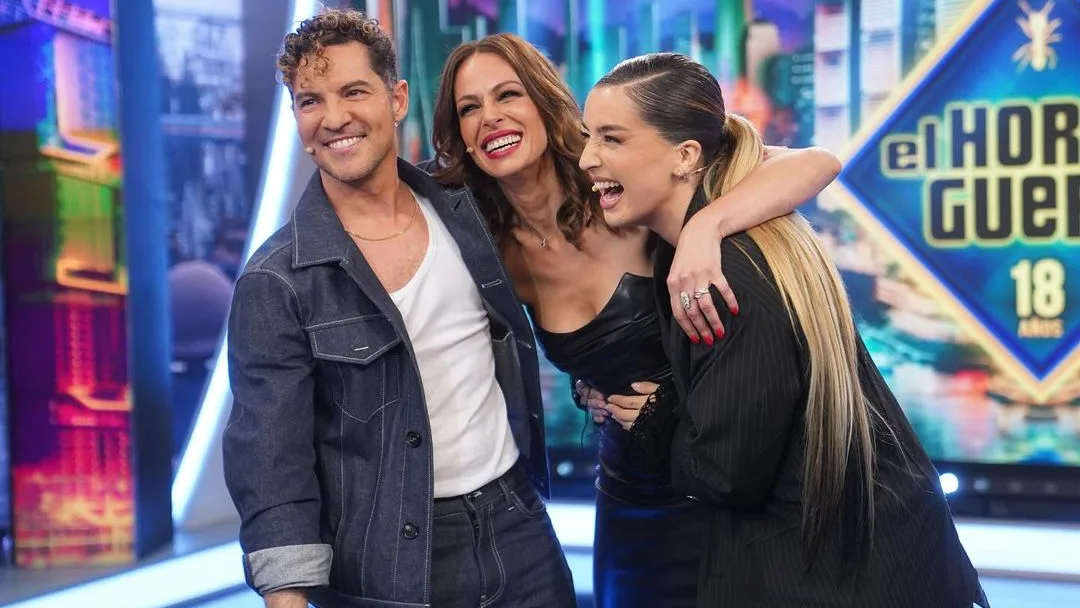 Disfruta de la entrevista a Eva Gonz&aacute;lez, David Bisbal y Lola &Iacute;ndigo en La Voz
