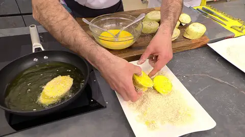 Introdúcelos en la sartén y fríelos Introdúcelos en la sartén y fríelos