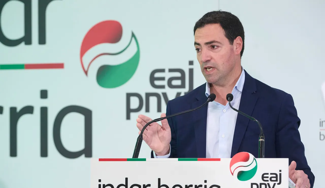 El candidato del PNV a Lehendakari, Imanol Pradales