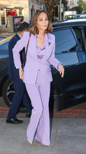Isabel Preysler en el funeral de Ira de Fürstenberg en Madrid Isabel Preysler en el funeral de Ira de Fürstenberg en Madrid