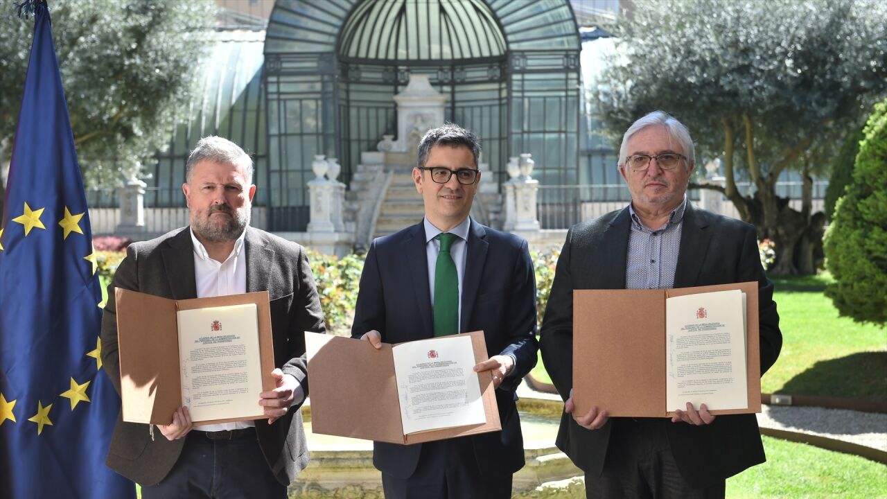 El Gobierno acuerda subir el sueldo a los funcionarios de Justicia ...