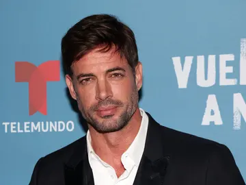 William Levy en la premiere de Vuelve a Mi William Levy en la premiere de Vuelve a Mi