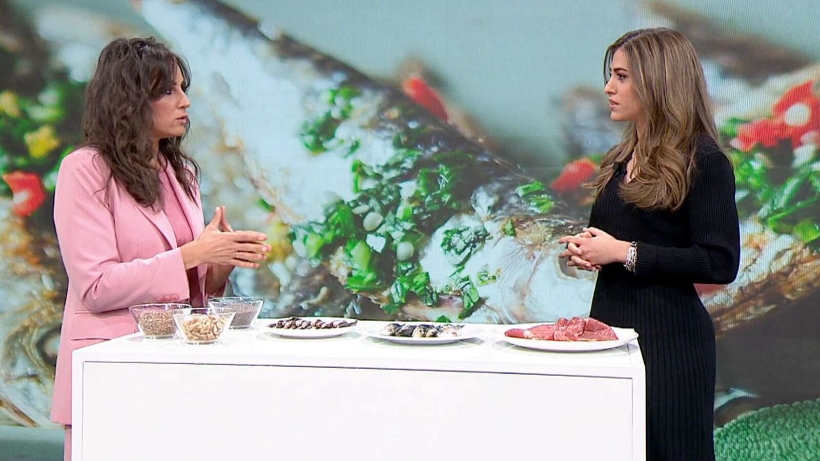 ¿Por qué sustituir la carne roja por sardinas o boquerones puede salvar vida? Lo comprobamos con una nutricionista