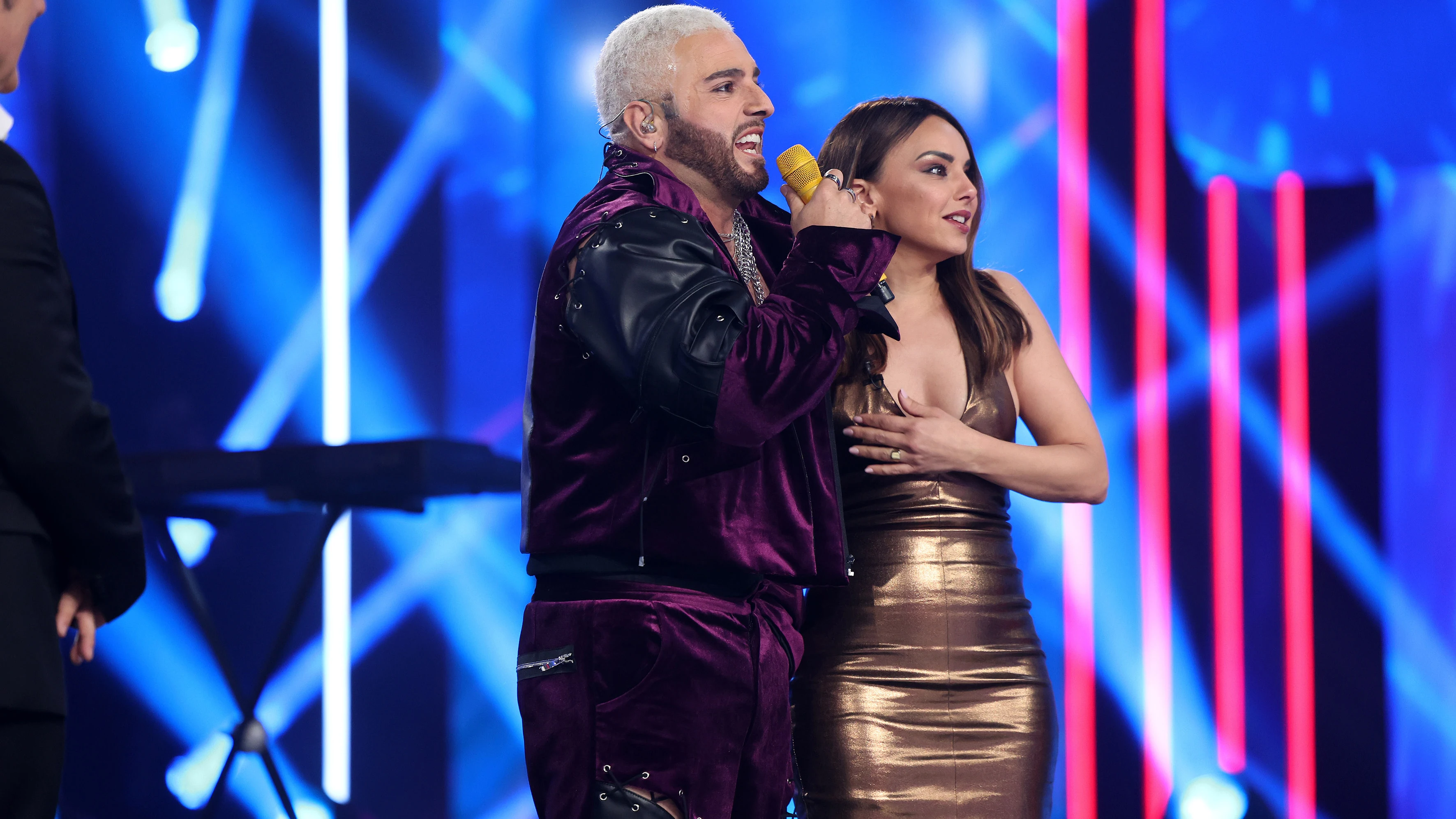 El emotivo reencuentro de David Bustamante con Chenoa y Àngel Llàcer: “Eres un regalo para este programa”