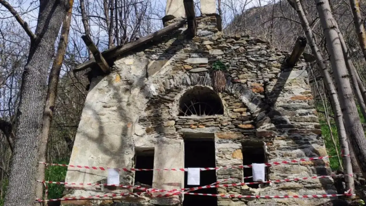 Iglesia italiana donde fue encontrado el cuerpo de una mujer 'vampiro' Iglesia italiana donde fue encontrado el cuerpo de una mujer 'vampiro'