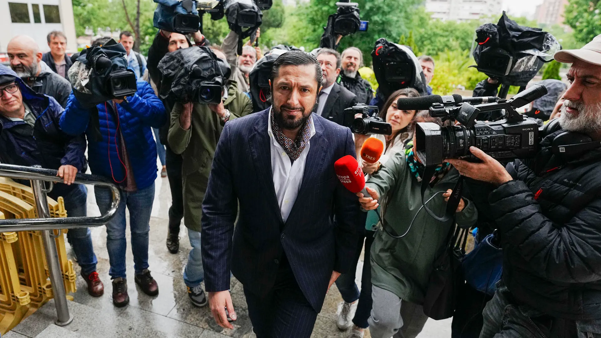 Rafael Amargo a su entrada al juzgado Rafael Amargo a su entrada al juzgado
