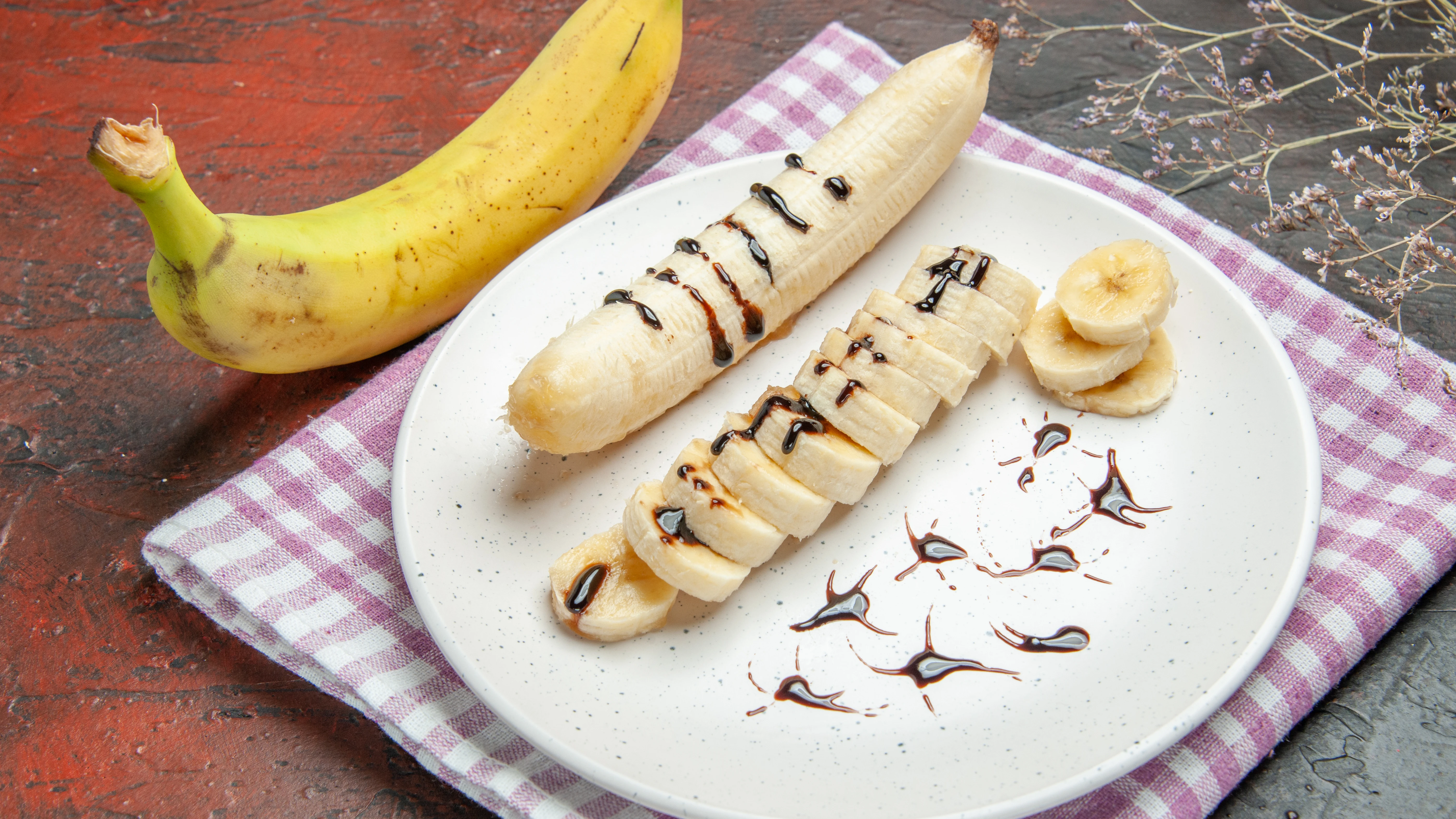 Plátano con crema de cacao Plátano con crema de cacao